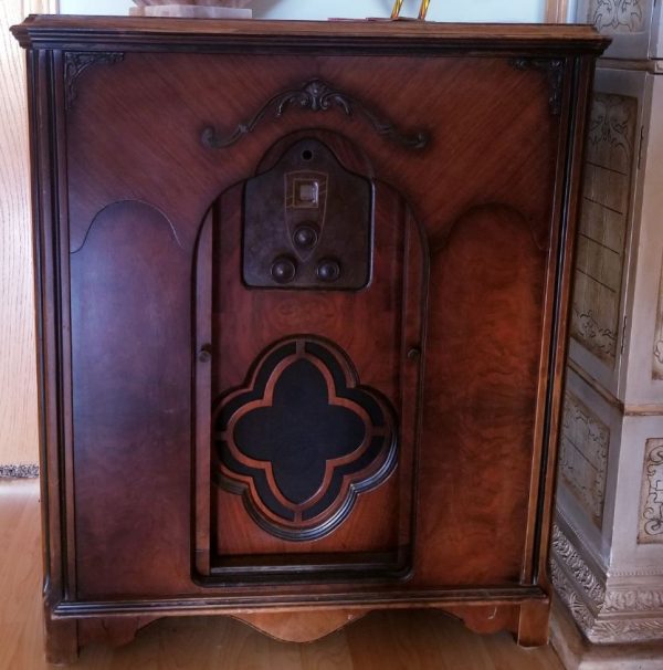 Antique Radio
